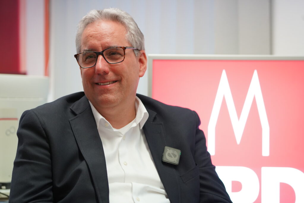 Joisten: Köln’ün acil konut ve idari reformlara ihtiyacı var SPD Köln İl Başkanı Christian Joisten, Deutsch-Türk’e yaptığı açıklamda Köln'deki konut inşaatı ve belediye yönetimini eleştirdi. Joisten, Köln’ün acil konut ve idari reformlara ihtiyacı olduğunu belirtiyor.