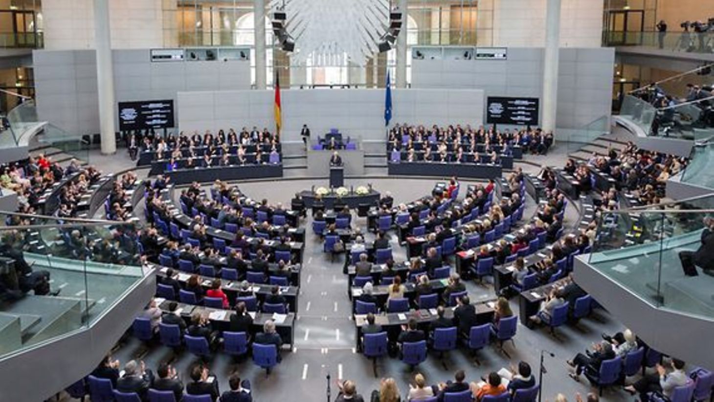 Bundestag 2025 kültür ve medya bütçesini onayladı — %2 artış Bütçe