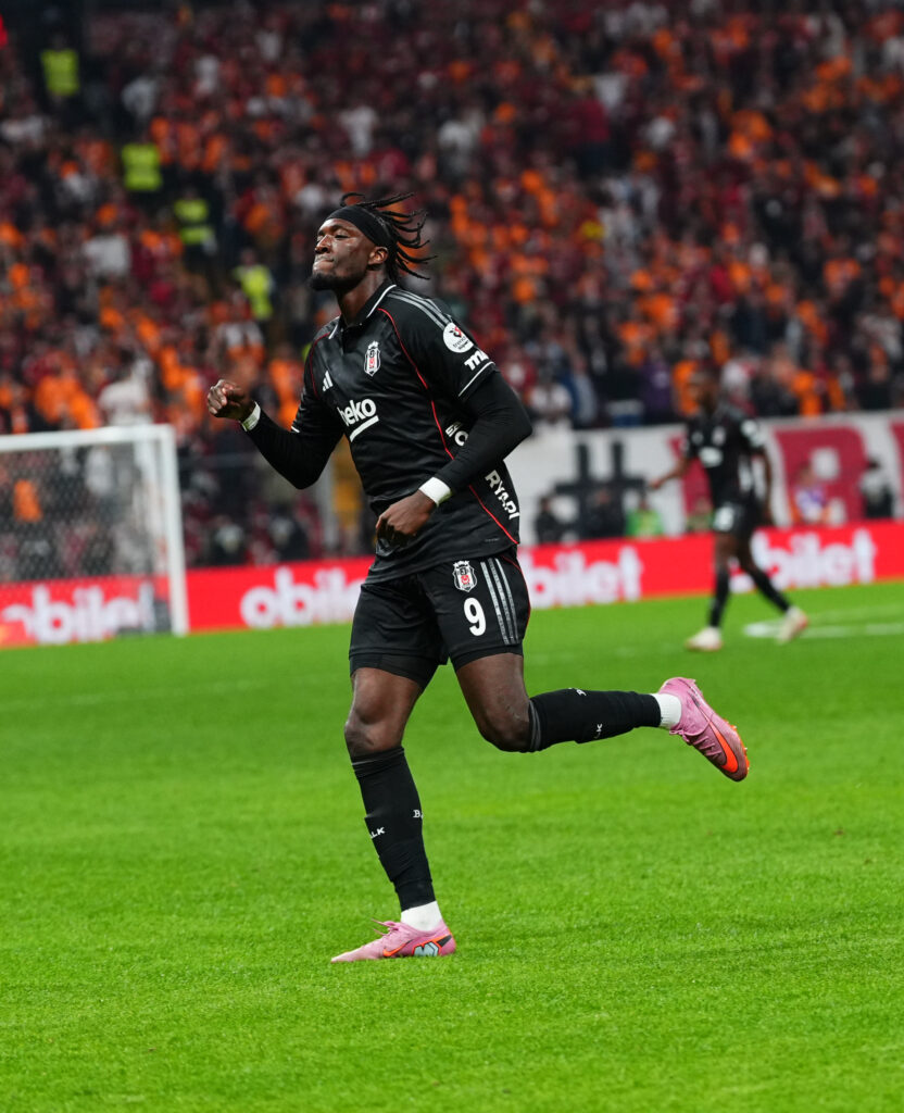 Galatasaray-Beşiktaş derbisinde kazanan çıkmadı: 1-1 Beşiktaş
