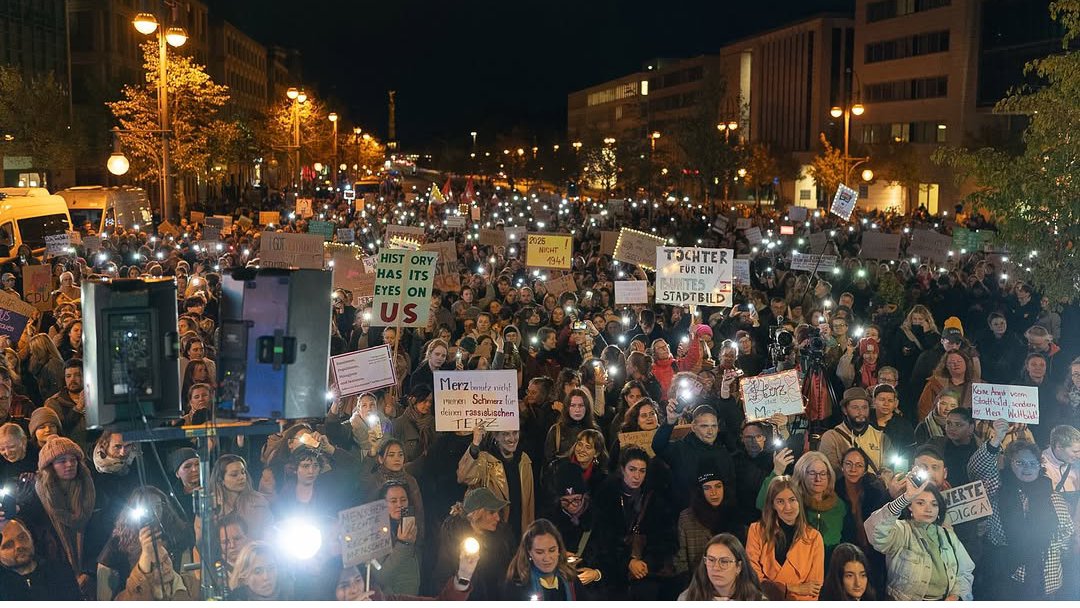 Merz protesto