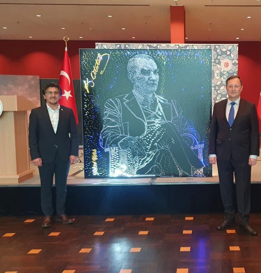 Atatürk Portreleri Yüksel Kafalı