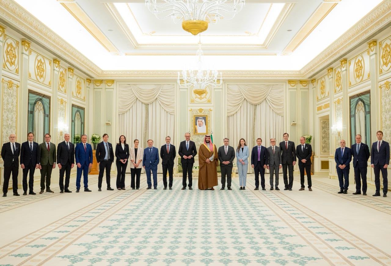 Şansölye Merz, Körfez'de: Almanya'dan yeni dış politika stratejisi Merz iş adamlarıyla Suudi Arabistana çıkarma yaptı
