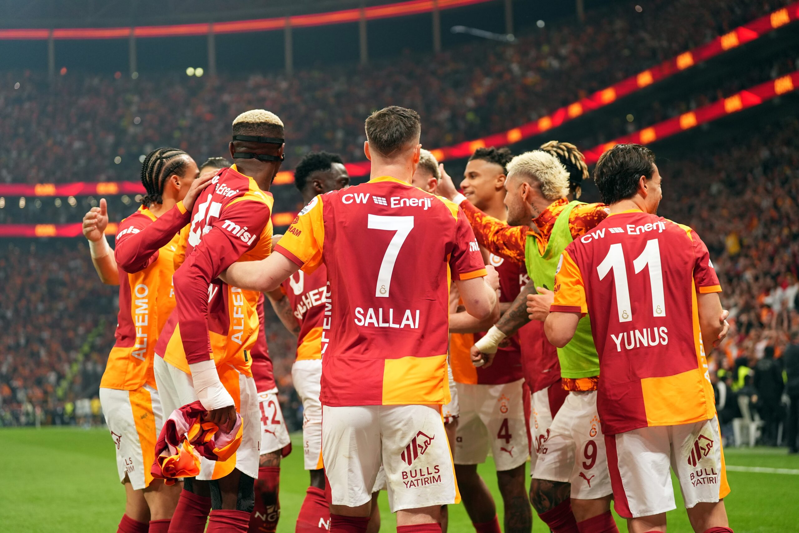 Galatasaray, Fenerbahçe